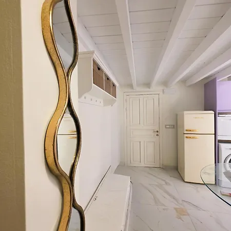 Barbarian Διαμέρισμα